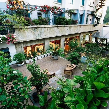 Lake Hills Hotel Ha Long Exterior photo