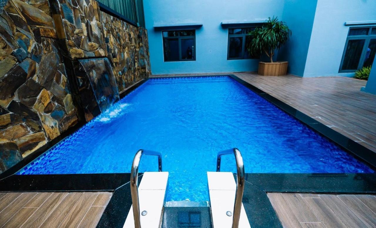 Lake Hills Hotel Ha Long Exterior photo