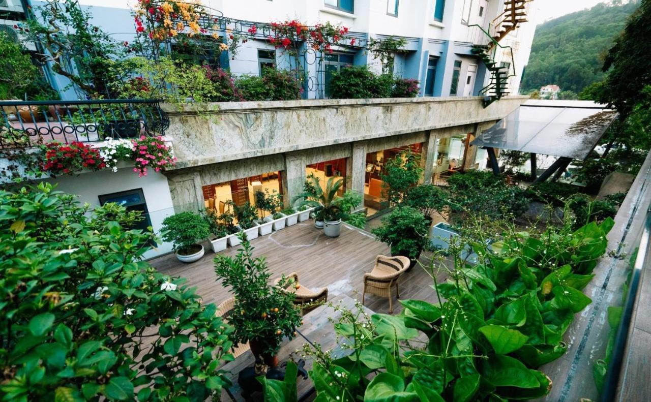 Lake Hills Hotel Ha Long Exterior photo