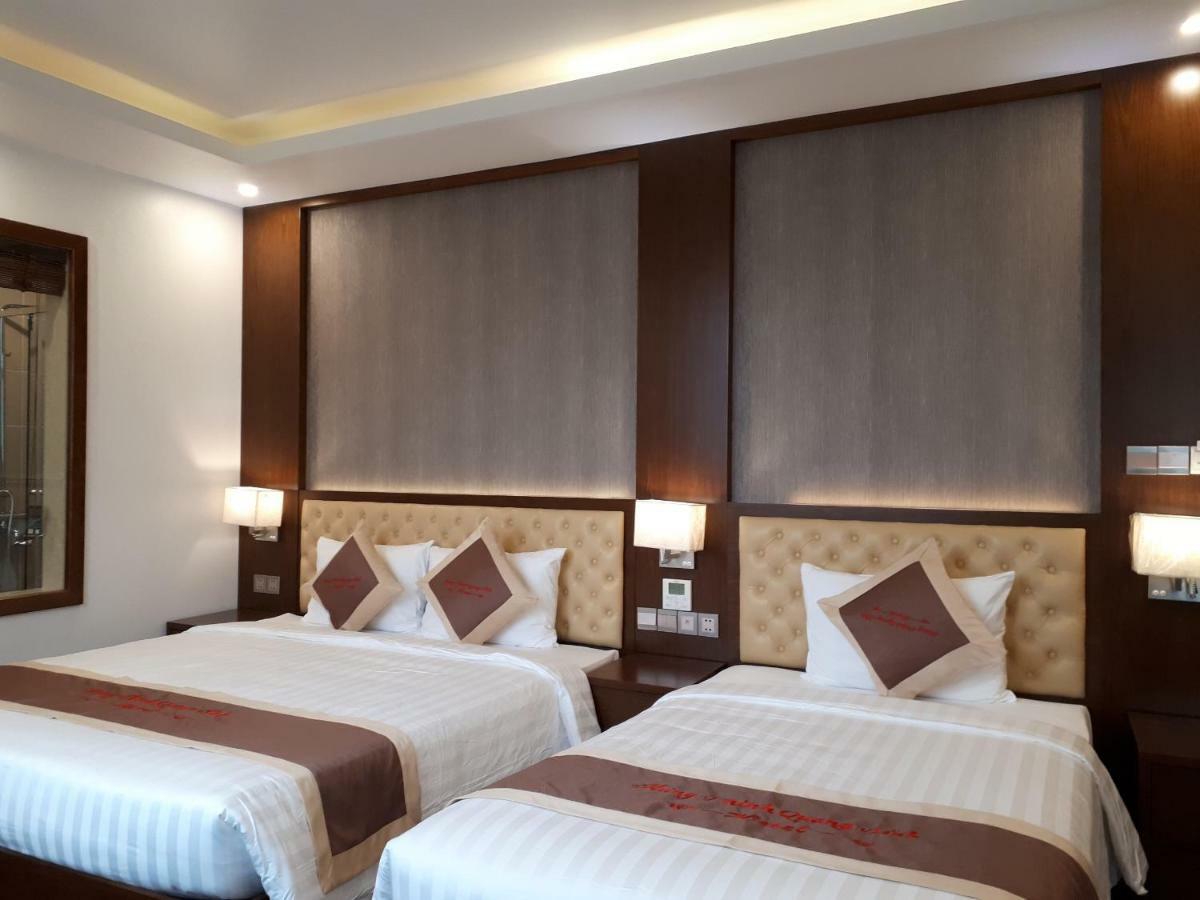 Lake Hills Hotel Ha Long Exterior photo